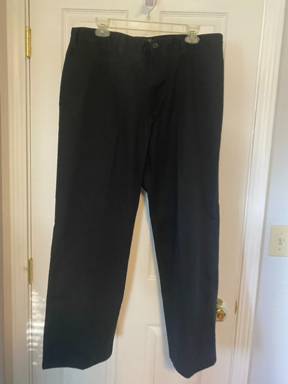Eddie Bauer Classic Fit Black Cotton Chino Pants - Men's Size 36